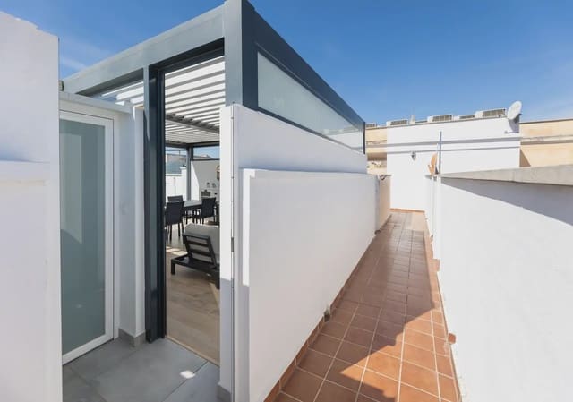2 slaapkamer Flat te koop in Gabia Grande, Las Gabias met zwembad garage - € 245.000 (Ref: 9902622)