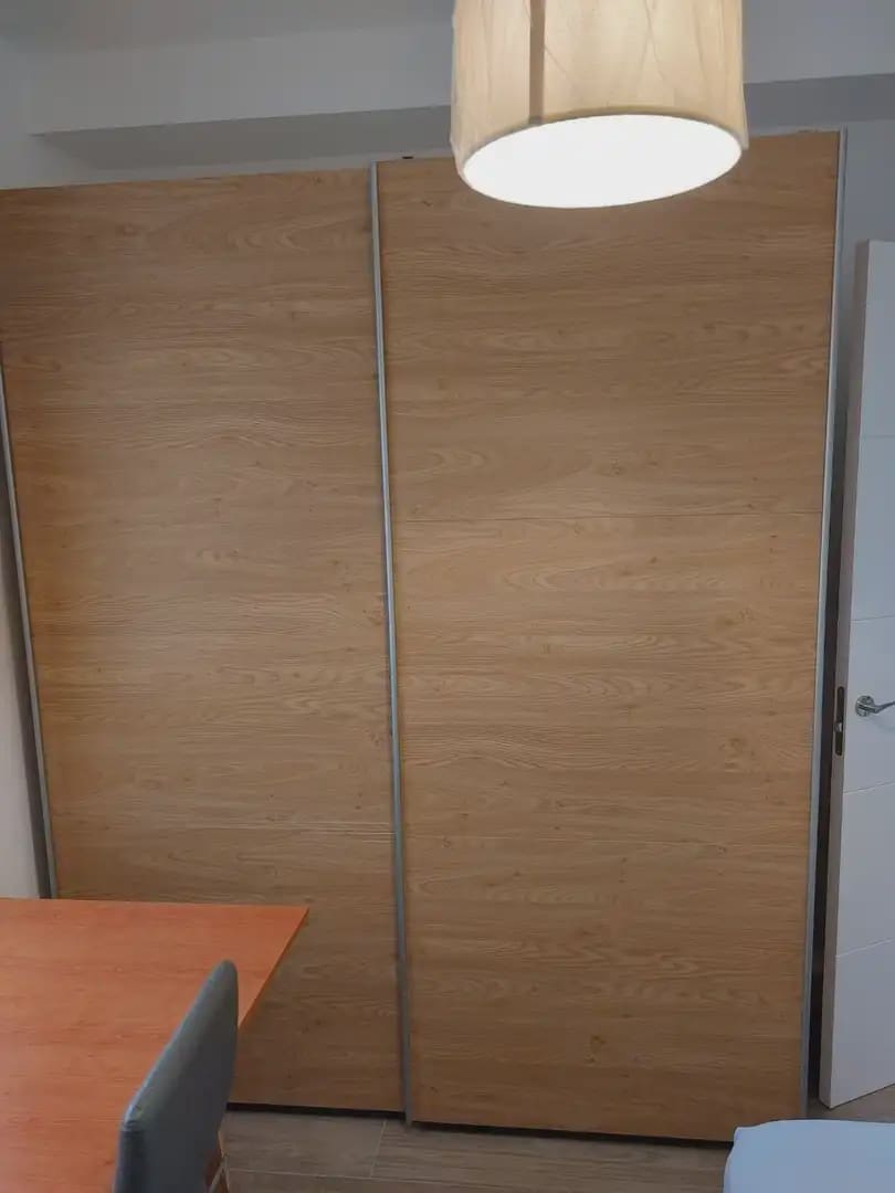 2 bedroom Flat for rent in Granada city - € 850 (Ref: 9902623)