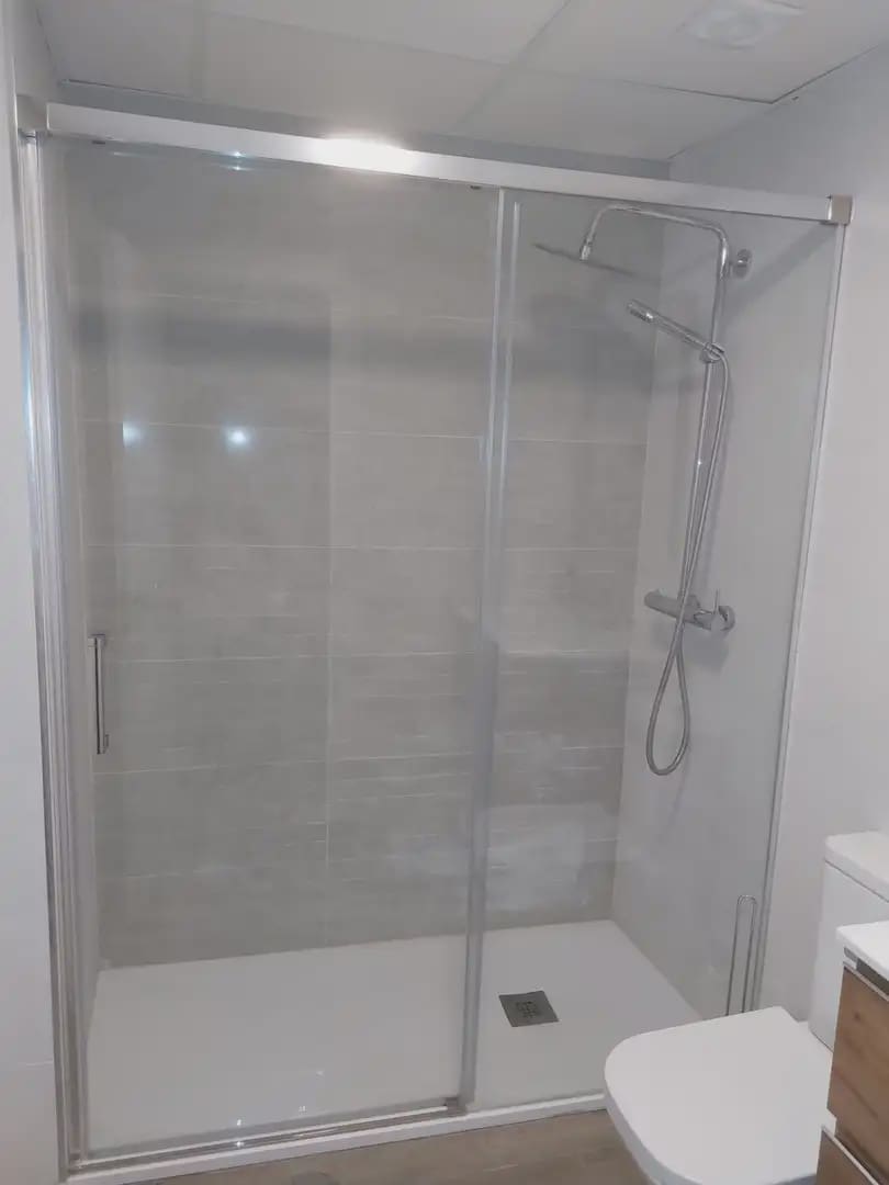 2 bedroom Flat for rent in Granada city - € 850 (Ref: 9902623)