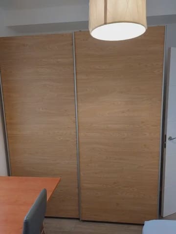 2 soverom Leilighet til leie i Centro - Sagrario, Granada by - € 850 (Ref: 9902623)