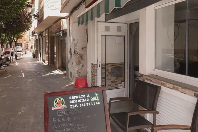 Commercial for sale in Lanjarón - € 120,000 (Ref: 9902625)
