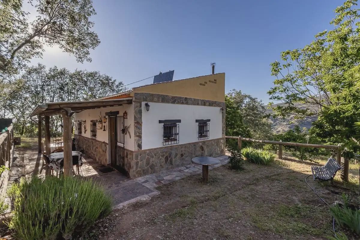 Finca/Casa Rural de 2 habitaciones en Güéjar Sierra en venta - 129.000 € (Ref: 9902628)