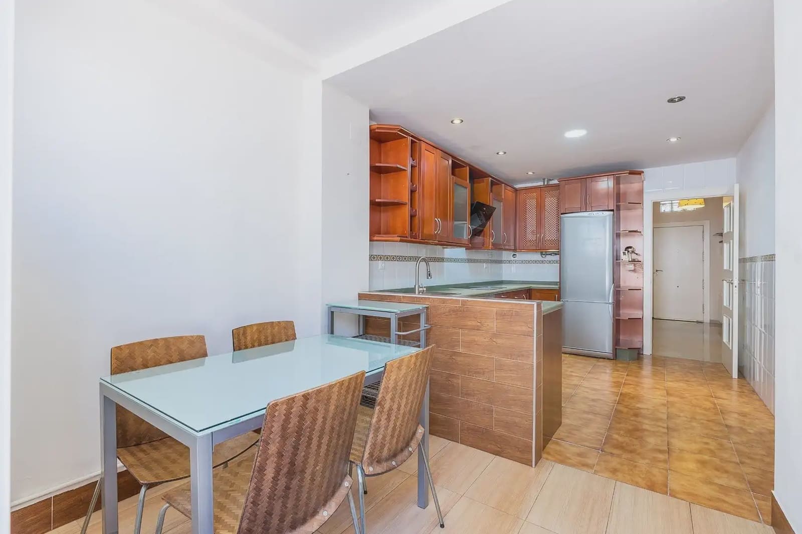 5 slaapkamer Huis te koop in Huetor Vega met garage - € 323.000 (Ref: 9902629)