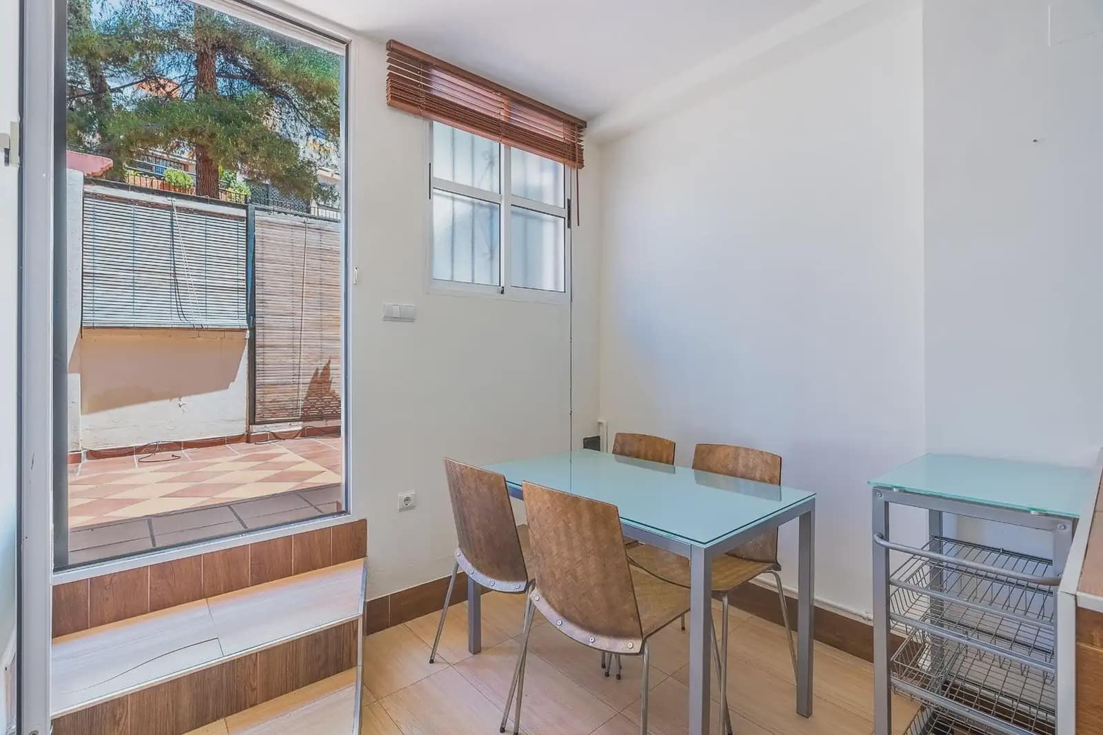 5 slaapkamer Huis te koop in Huetor Vega met garage - € 323.000 (Ref: 9902629)