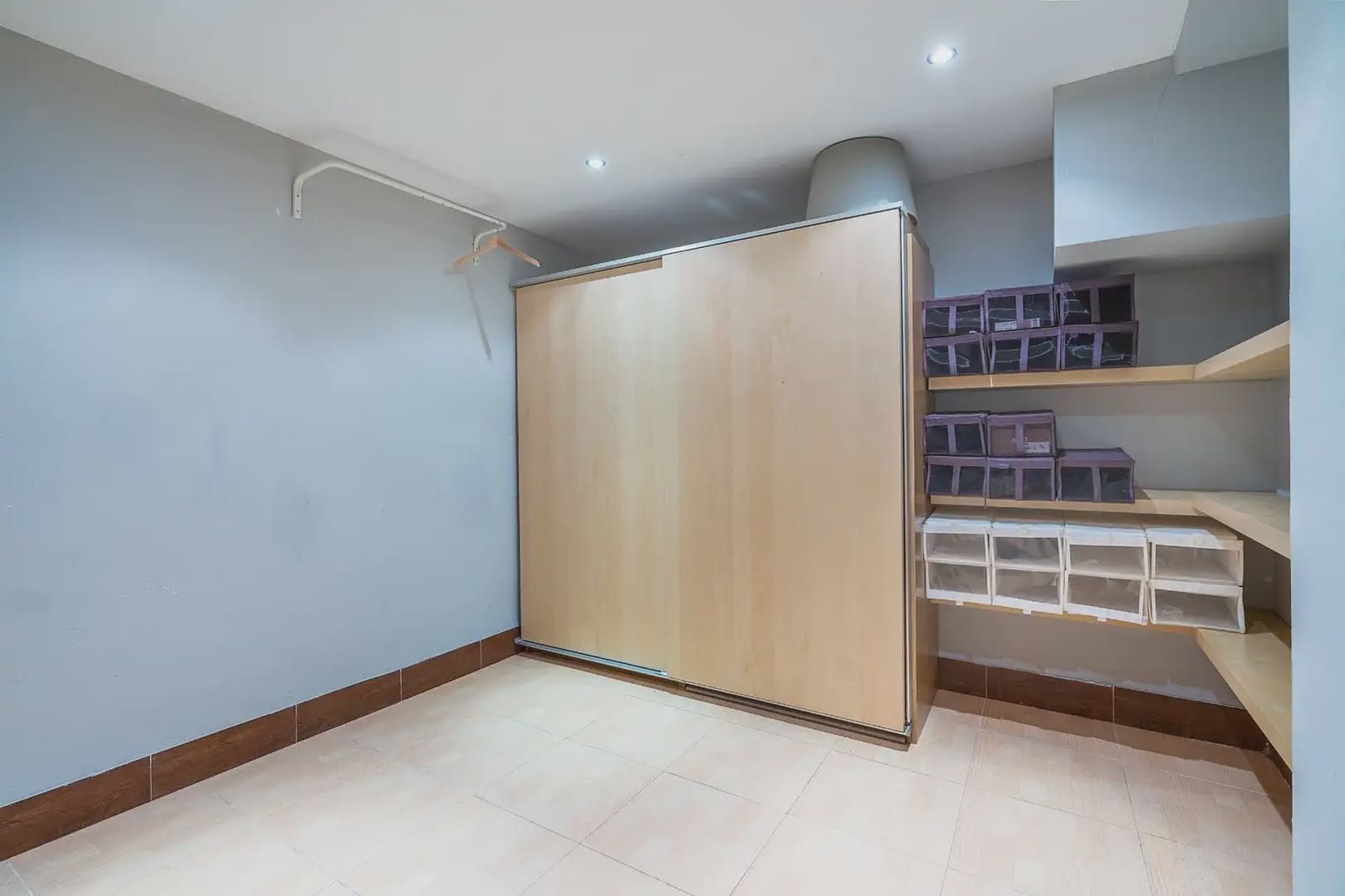 5 slaapkamer Huis te koop in Huetor Vega met garage - € 323.000 (Ref: 9902629)