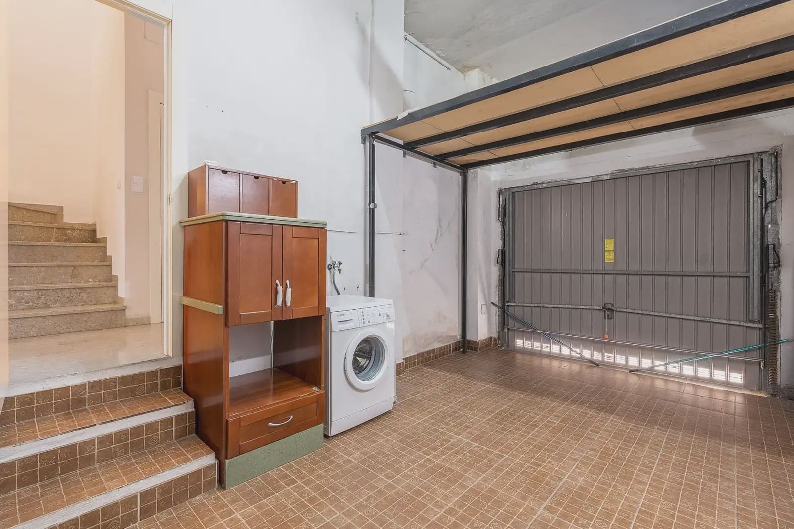 5 slaapkamer Huis te koop in Huetor Vega met garage - € 323.000 (Ref: 9902629)