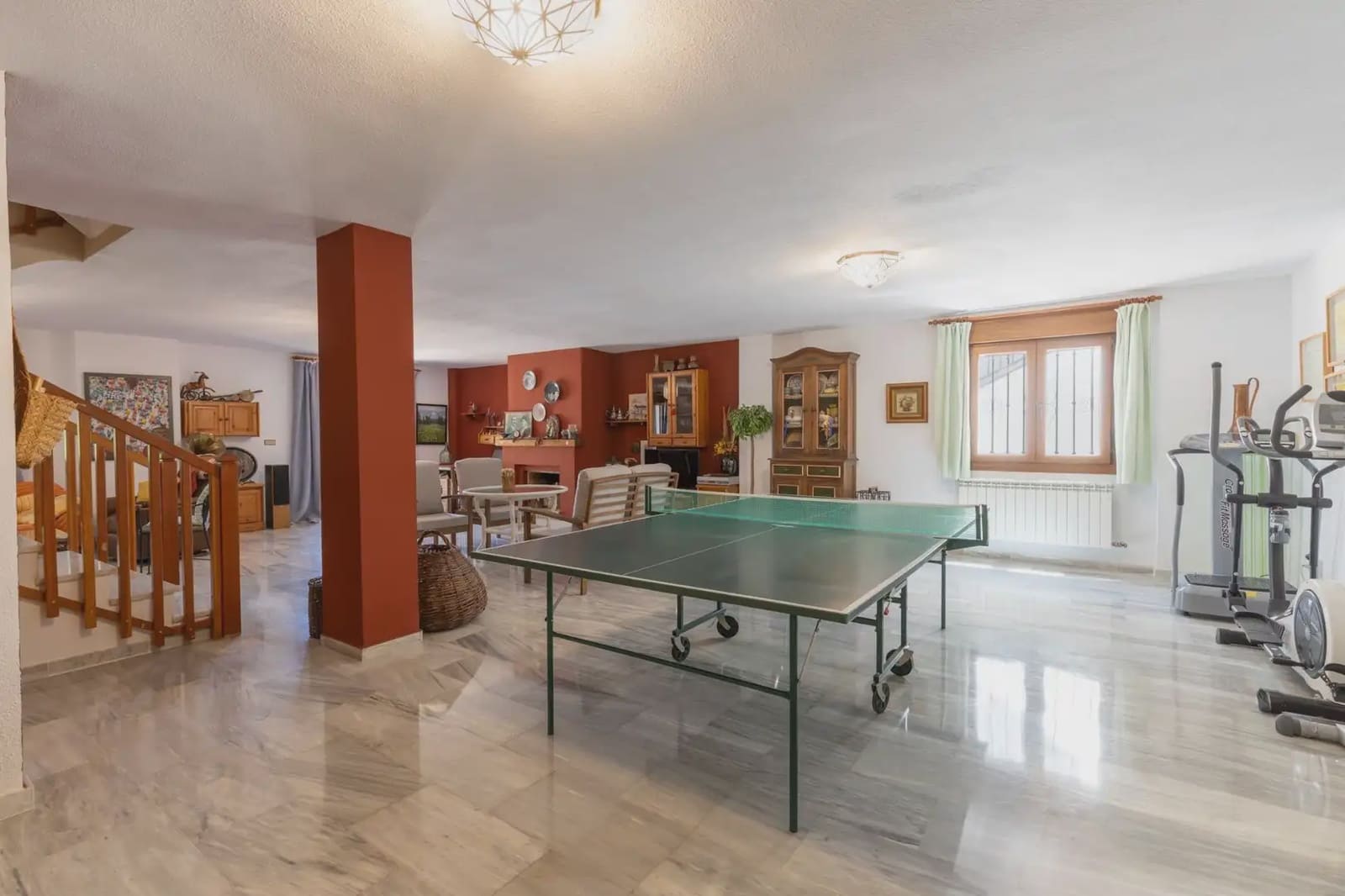 3 slaapkamer Villa te koop in La Zubia met zwembad garage - € 330.000 (Ref: 9902630)