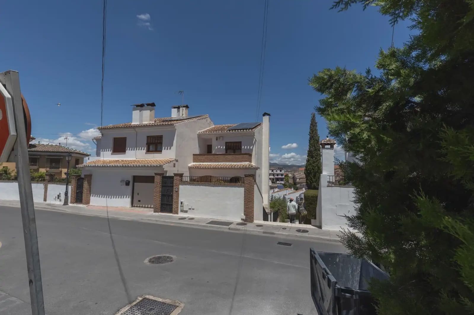 3 slaapkamer Villa te koop in La Zubia met zwembad garage - € 330.000 (Ref: 9902630)