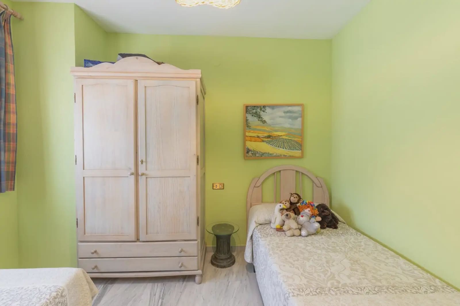 3 slaapkamer Villa te koop in La Zubia met zwembad garage - € 330.000 (Ref: 9902630)