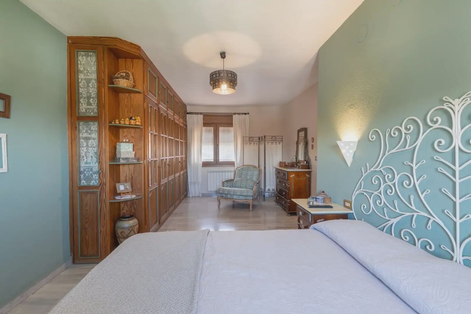 3 slaapkamer Villa te koop in La Zubia met zwembad garage - € 330.000 (Ref: 9902630)