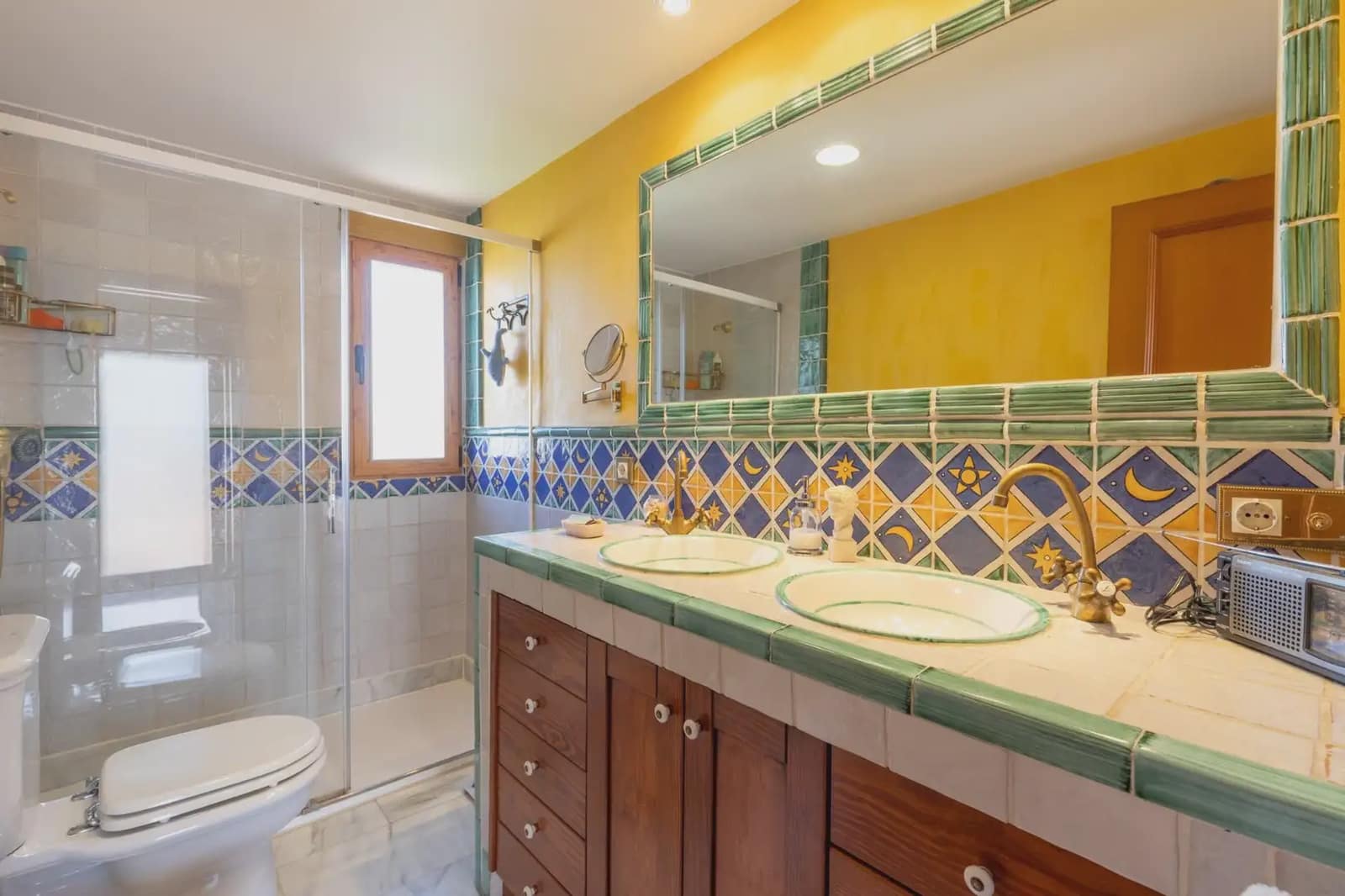 3 slaapkamer Villa te koop in La Zubia met zwembad garage - € 330.000 (Ref: 9902630)
