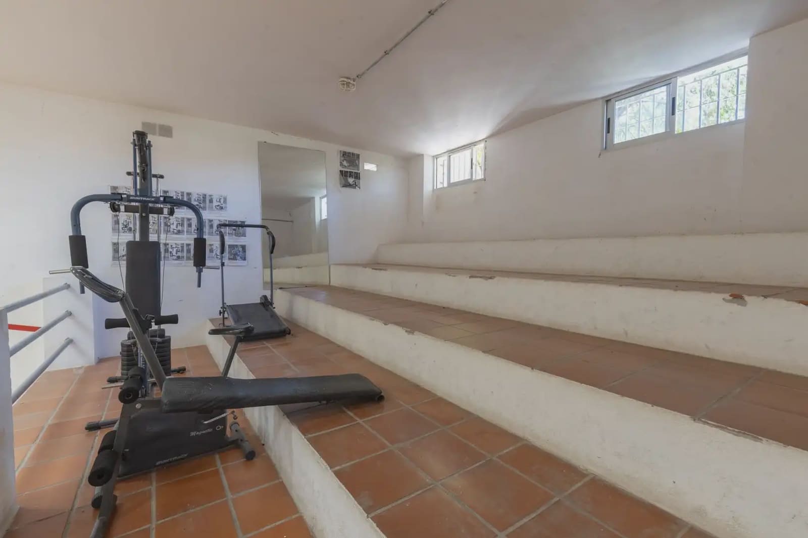 3 slaapkamer Villa te koop in La Zubia met zwembad garage - € 330.000 (Ref: 9902630)