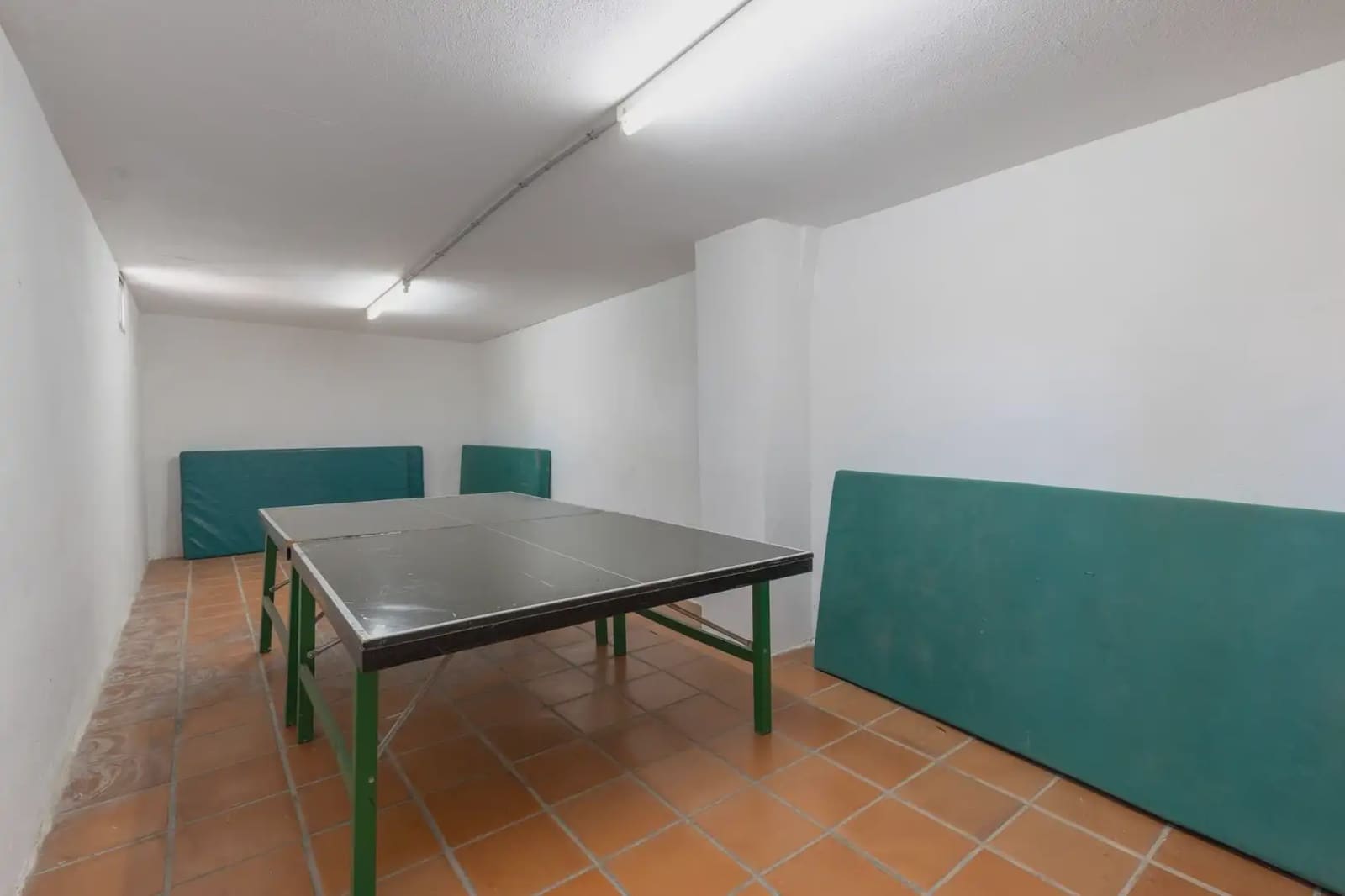 3 slaapkamer Villa te koop in La Zubia met zwembad garage - € 330.000 (Ref: 9902630)