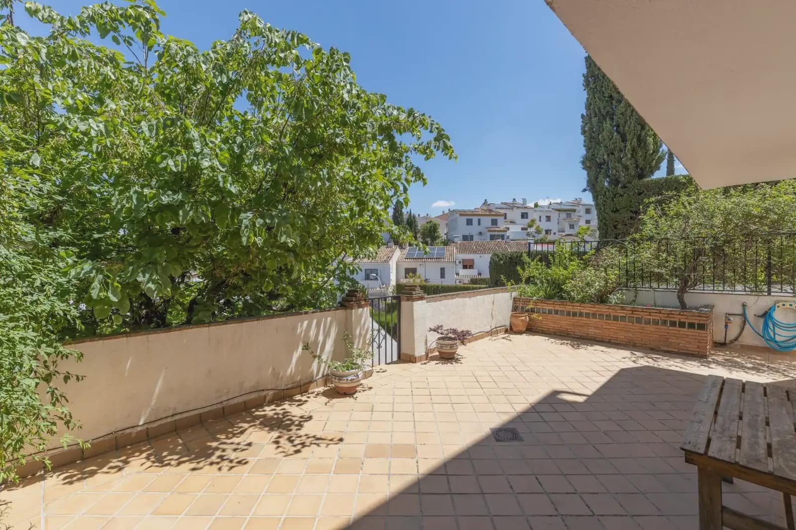 3 slaapkamer Villa te koop in La Zubia met zwembad garage - € 330.000 (Ref: 9902630)