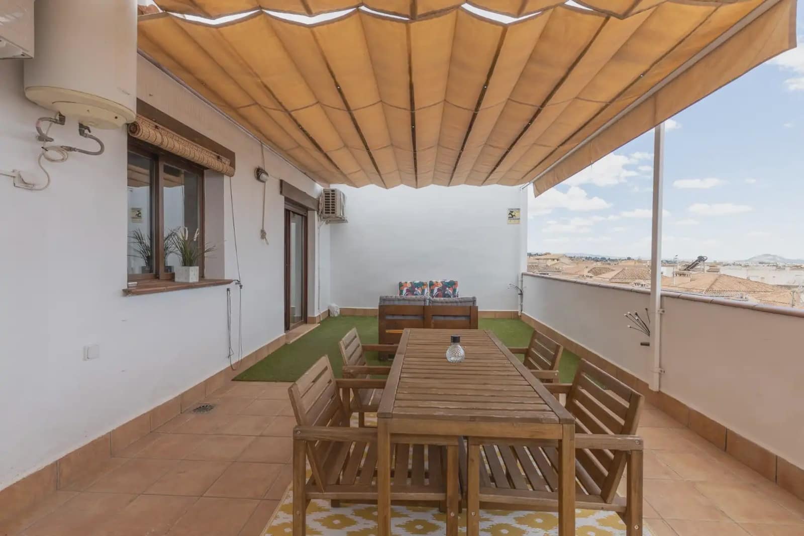 Ático de 2 habitaciones en La Zubia en venta con garaje - 265.000 € (Ref: 9904893)