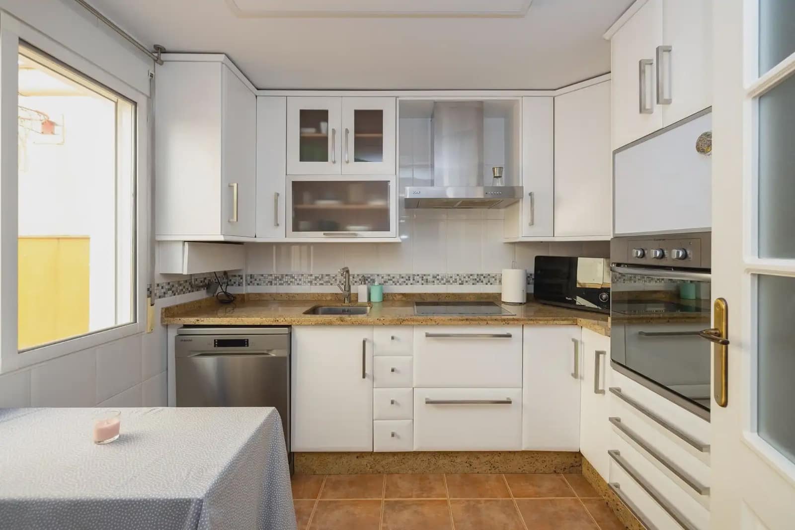 4 makuuhuone Paritalo myytävänä paikassa Cenes de la Vega mukana uima-altaan 
autotalli - 285 000 € (Ref: 9905254)