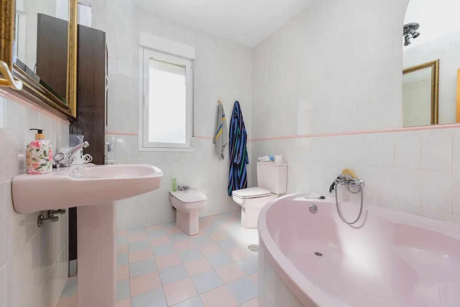 3 camera da letto Villa in vendita in Otura con piscina garage - 359.000 € (Rif: 9905255)