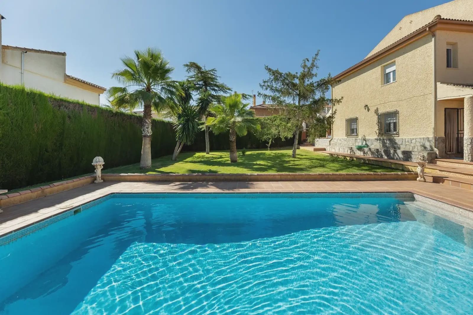 3 camera da letto Villa in vendita in Otura con piscina garage - 359.000 € (Rif: 9905255)