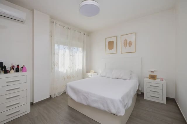 3 slaapkamer Flat te koop in Atarfe met garage - € 165.000 (Ref: 9909737)
