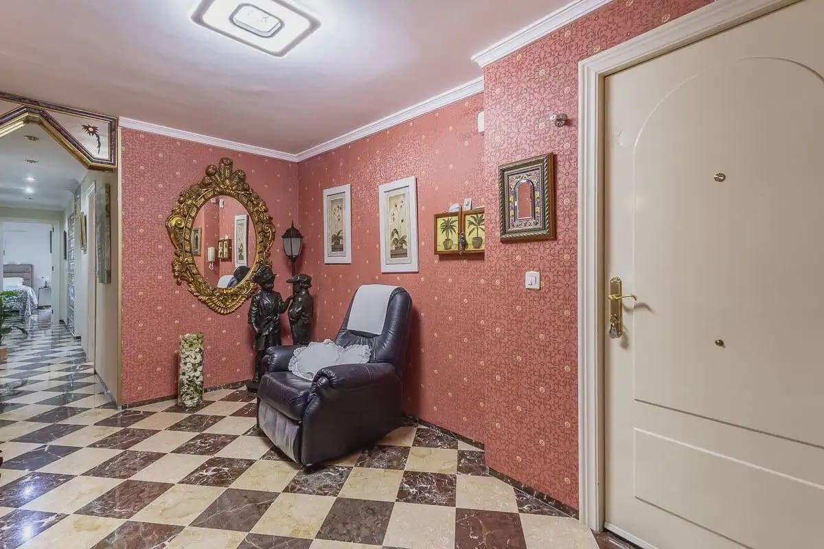 4 slaapkamer Flat te koop in Cenes de la Vega met zwembad garage - € 219.000 (Ref: 9909738)