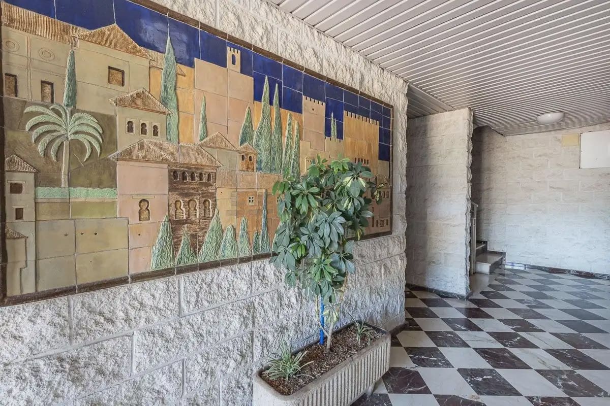 4 slaapkamer Flat te koop in Cenes de la Vega met zwembad garage - € 219.000 (Ref: 9909738)