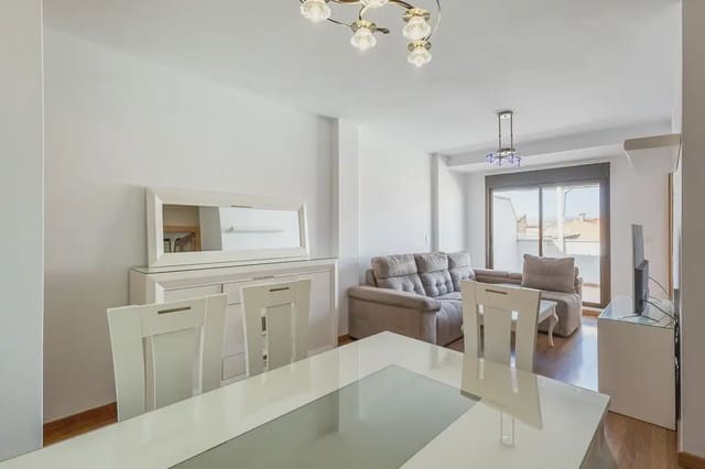 4 makuuhuone Kattohuoneisto myytävänä paikassa Alhendín mukana 
autotalli - 195 000 € (Ref: 9909975)