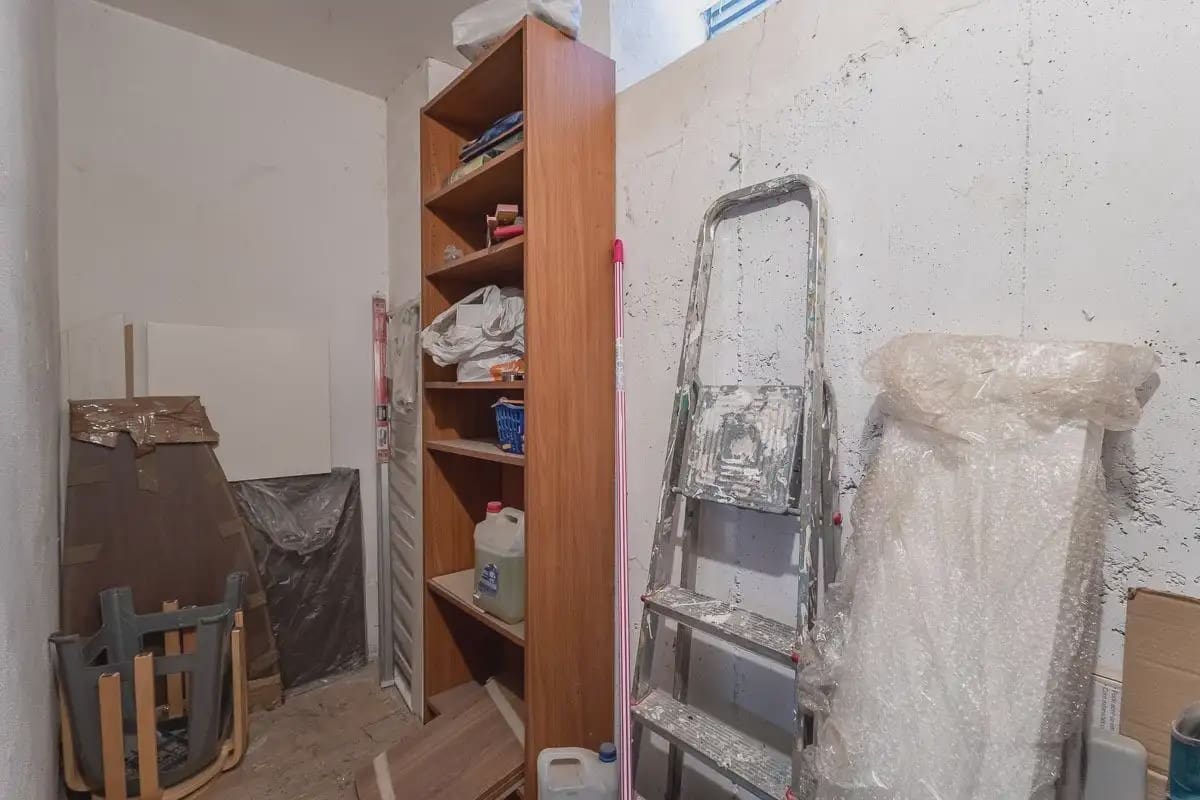 4 makuuhuone Kattohuoneisto myytävänä paikassa Alhendin mukana 
autotalli - 195 000 € (Ref: 9909975)