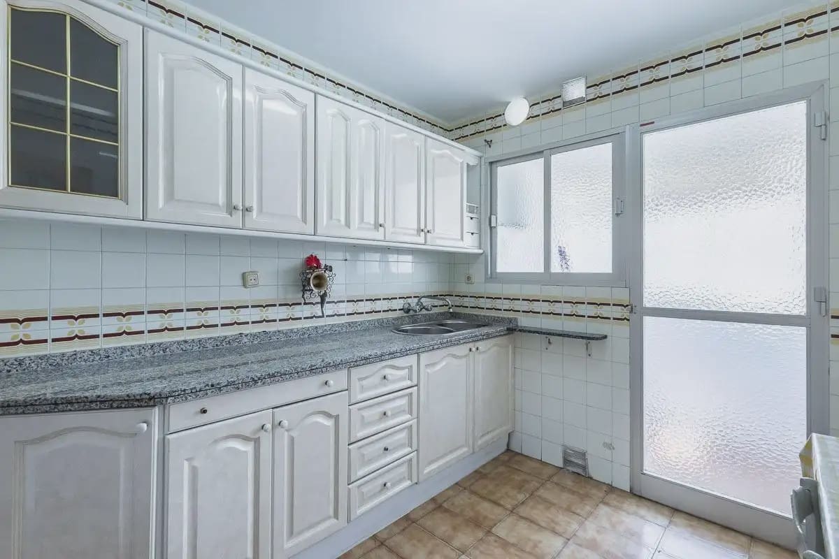 3 sypialnia Mieszkanie na sprzedaż w Miasto Grenada - 280 000 € (Ref: 9911689)