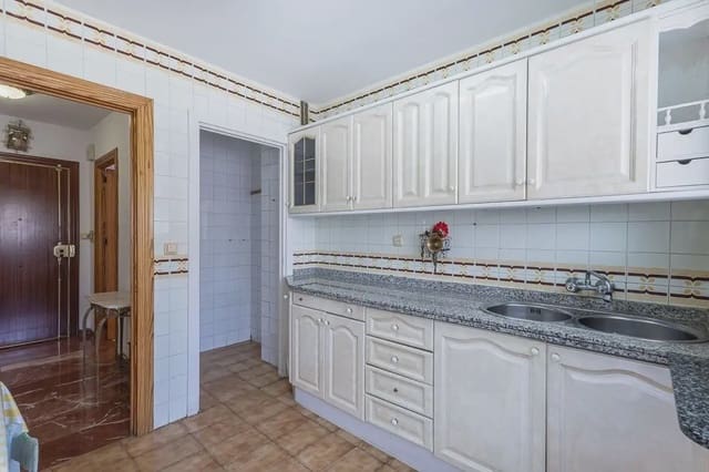 3 sypialnia Mieszkanie na sprzedaż w Cervantes, Miasto Grenada - 280 000 € (Ref: 9911689)