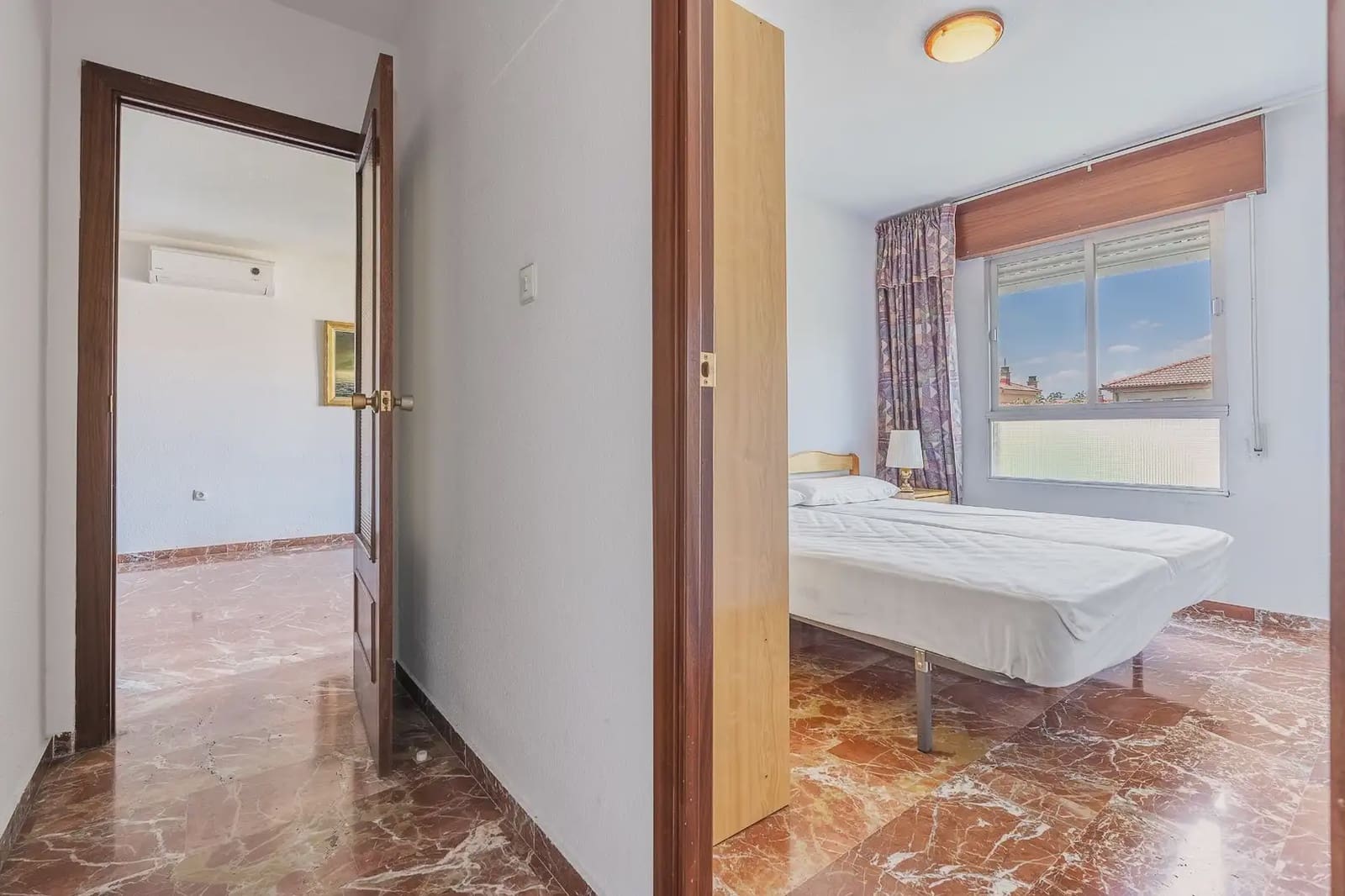 2 soveværelse Lejlighed til salg i Granada by - € 245.000 (Ref: 9911835)