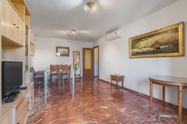 2 soveværelse Lejlighed til salg i Pajaritos - Plaza de Toros, Granada by - € 245.000 (Ref: 9911835)