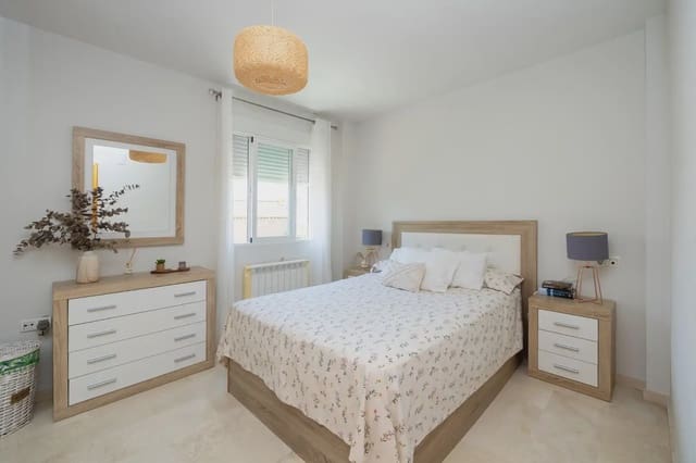 2 camera da letto Appartamento in vendita in Churriana de la Vega con garage - 175.000 € (Rif: 9911836)