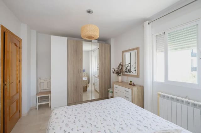 2 camera da letto Appartamento in vendita in Churriana de la Vega con garage - 175.000 € (Rif: 9911836)