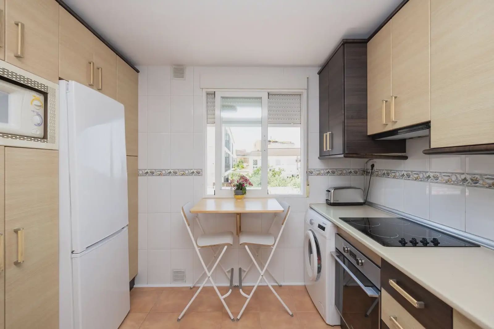 2 camera da letto Appartamento in vendita in Churriana de la Vega con garage - 175.000 € (Rif: 9911836)