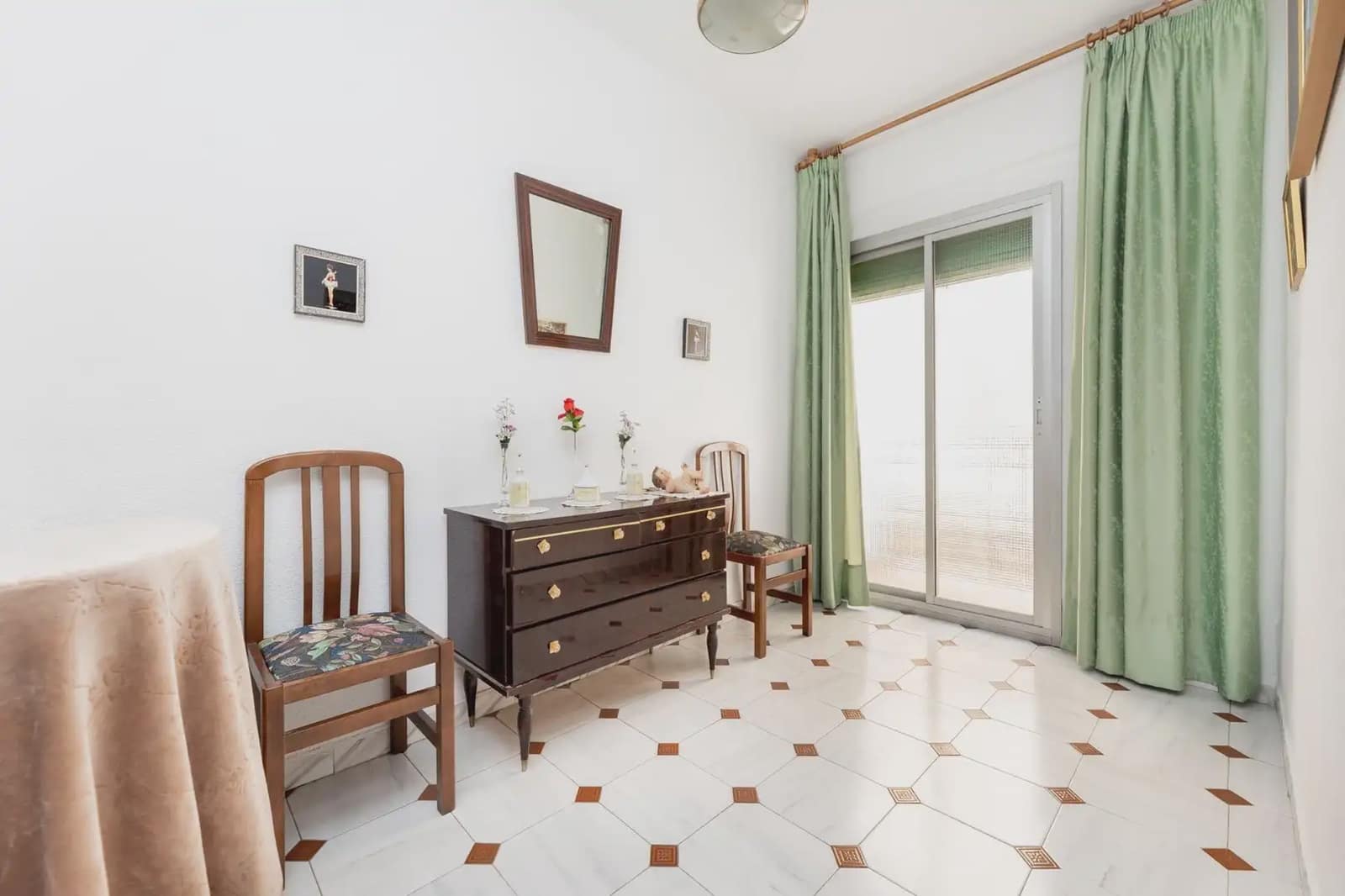 3 quarto Apartamento para venda em Granada cidade - 197 000 € (Ref: 9912229)