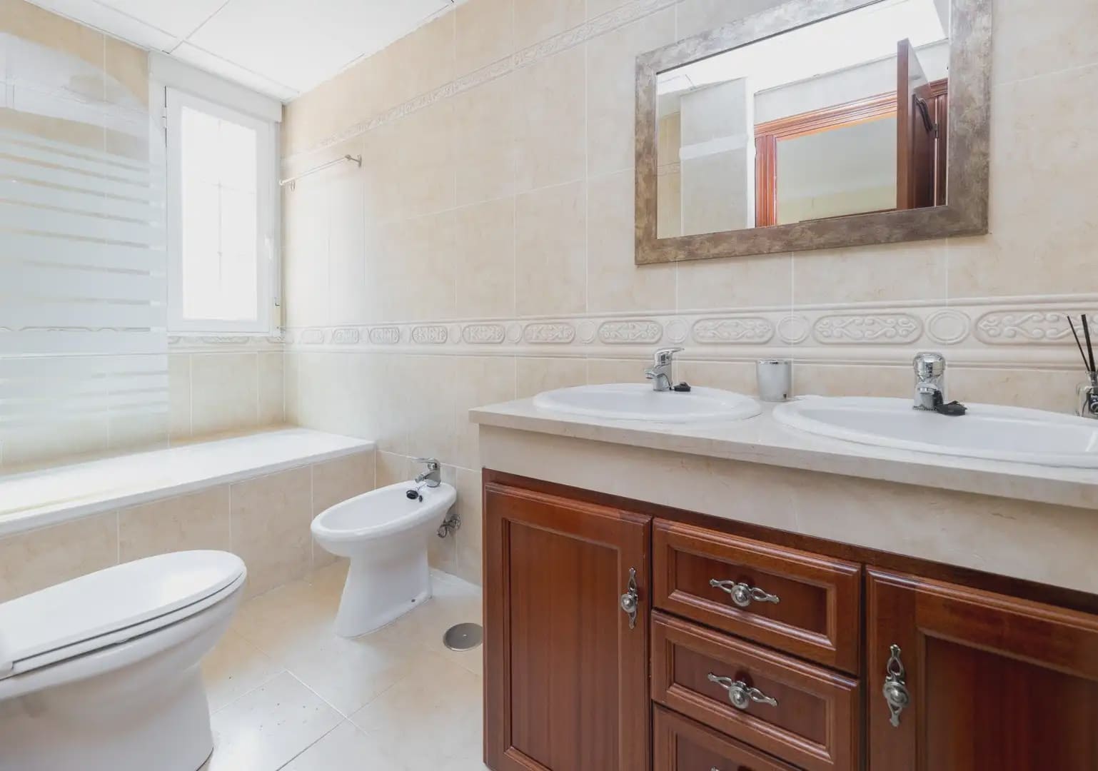 5 camera da letto Villa in vendita in Dilar con piscina garage - 390.000 € (Rif: 9912231)