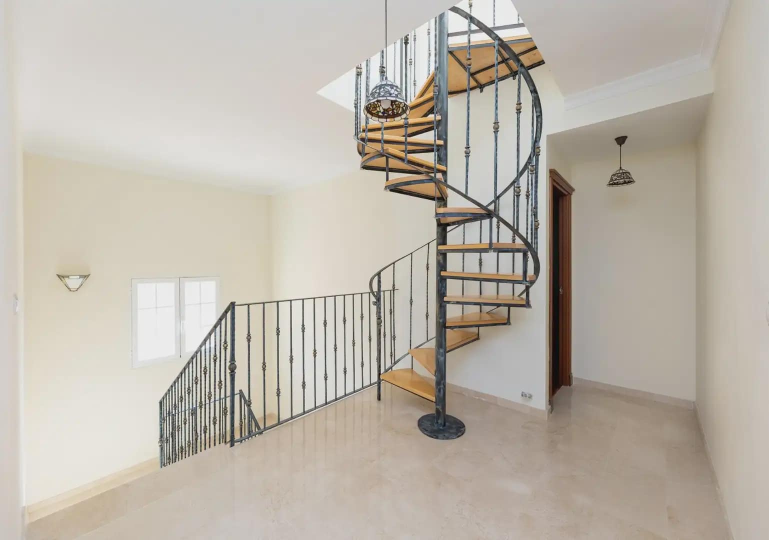 5 camera da letto Villa in vendita in Dilar con piscina garage - 390.000 € (Rif: 9912231)