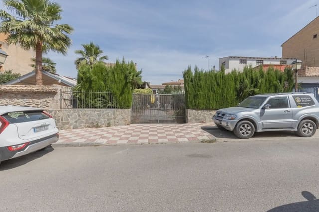 Działka budowlana na sprzedaż w Huétor Vega - 495 000 € (Ref: 9914980)