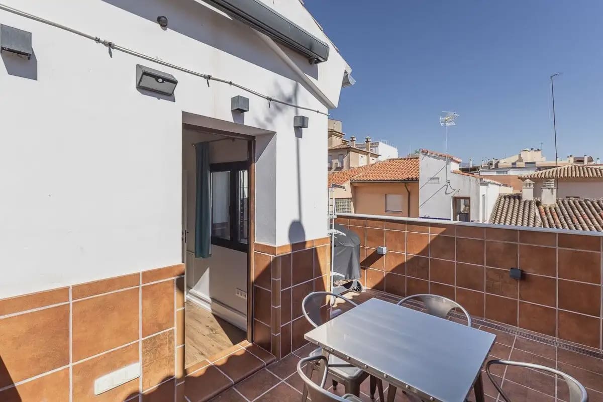 Casa de 5 habitaciones en Granada ciudad en venta con piscina garaje - 1.495.000 € (Ref: 9914983)