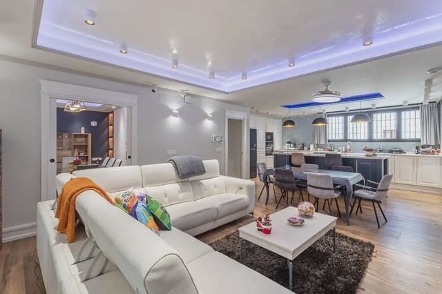 Casa de 5 habitaciones en San Matías - Realejo, Granada ciudad en venta con piscina garaje - 1.495.000 € (Ref: 9914983)