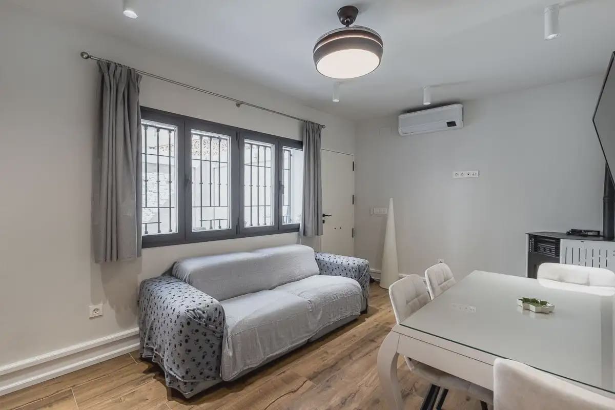 Casa de 5 habitaciones en Granada ciudad en venta con piscina garaje - 1.495.000 € (Ref: 9914983)