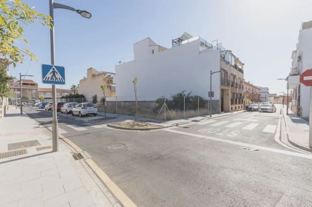 Działka budowlana na sprzedaż w Churriana de la Vega - 660 000 € (Ref: 9914984)