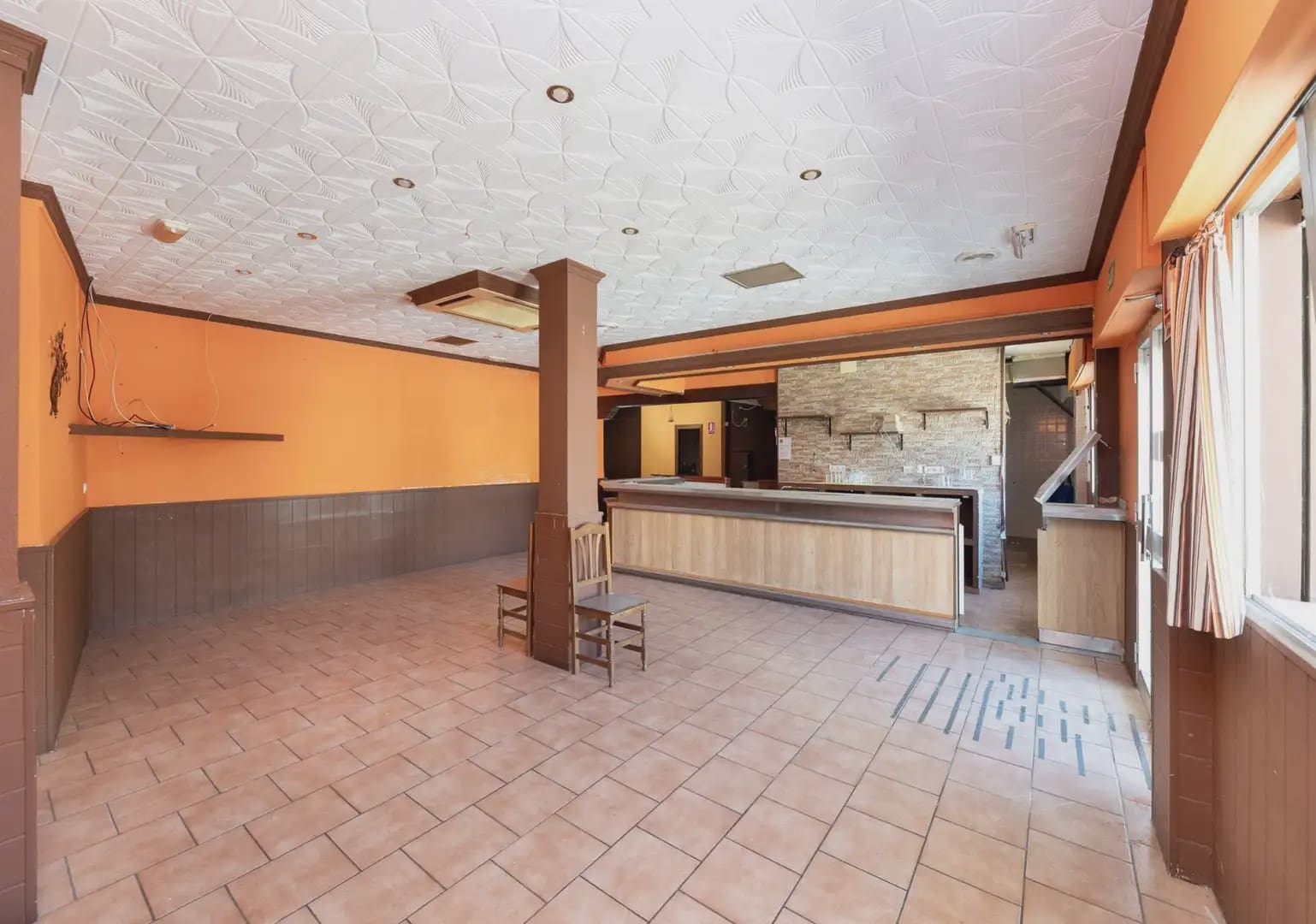 Restaurant/Bar til salg i Monachil - € 299.900 (Ref: 9914985)