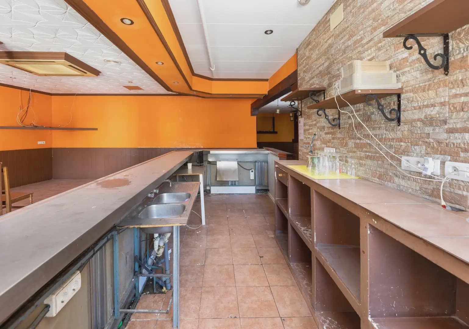Restaurant/Bar til salg i Monachil - € 299.900 (Ref: 9914985)