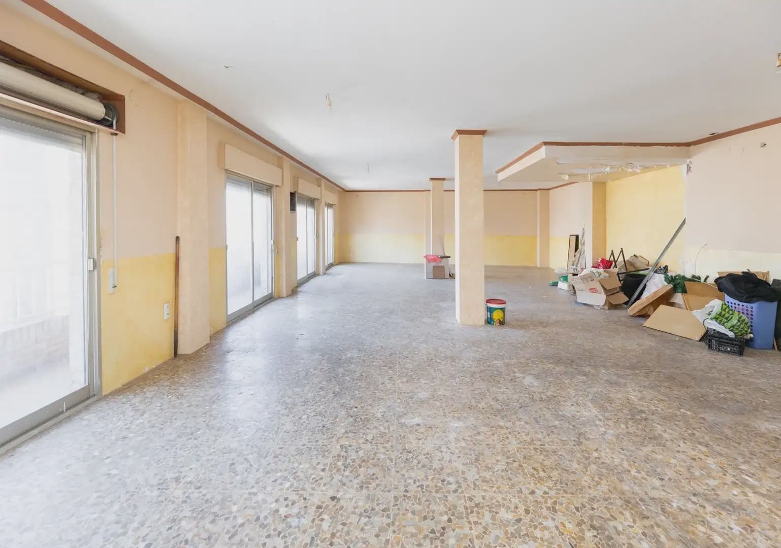 Restaurant/Bar til salg i Monachil - € 299.900 (Ref: 9914985)