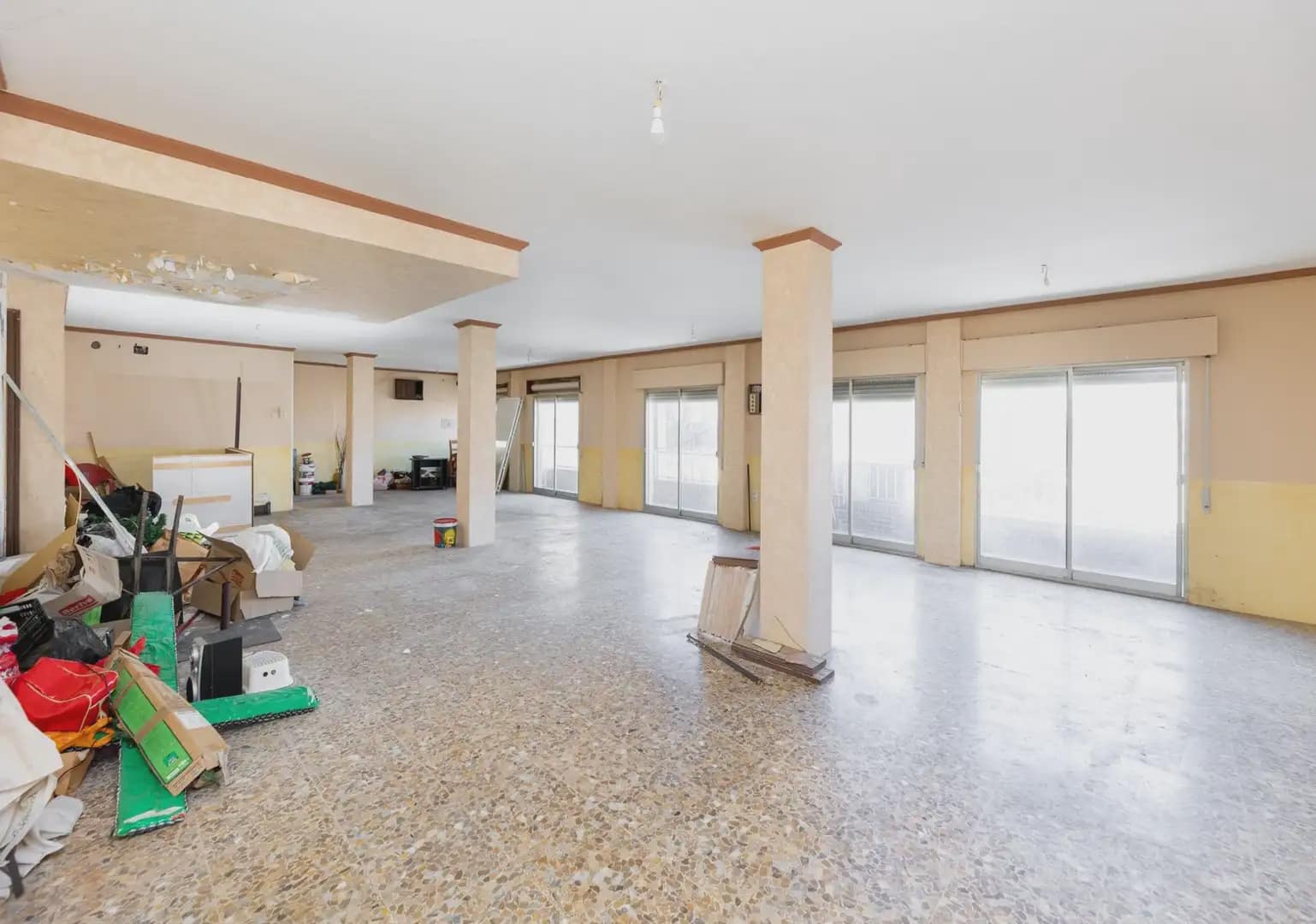 Restaurant/Bar til salg i Monachil - € 299.900 (Ref: 9914985)