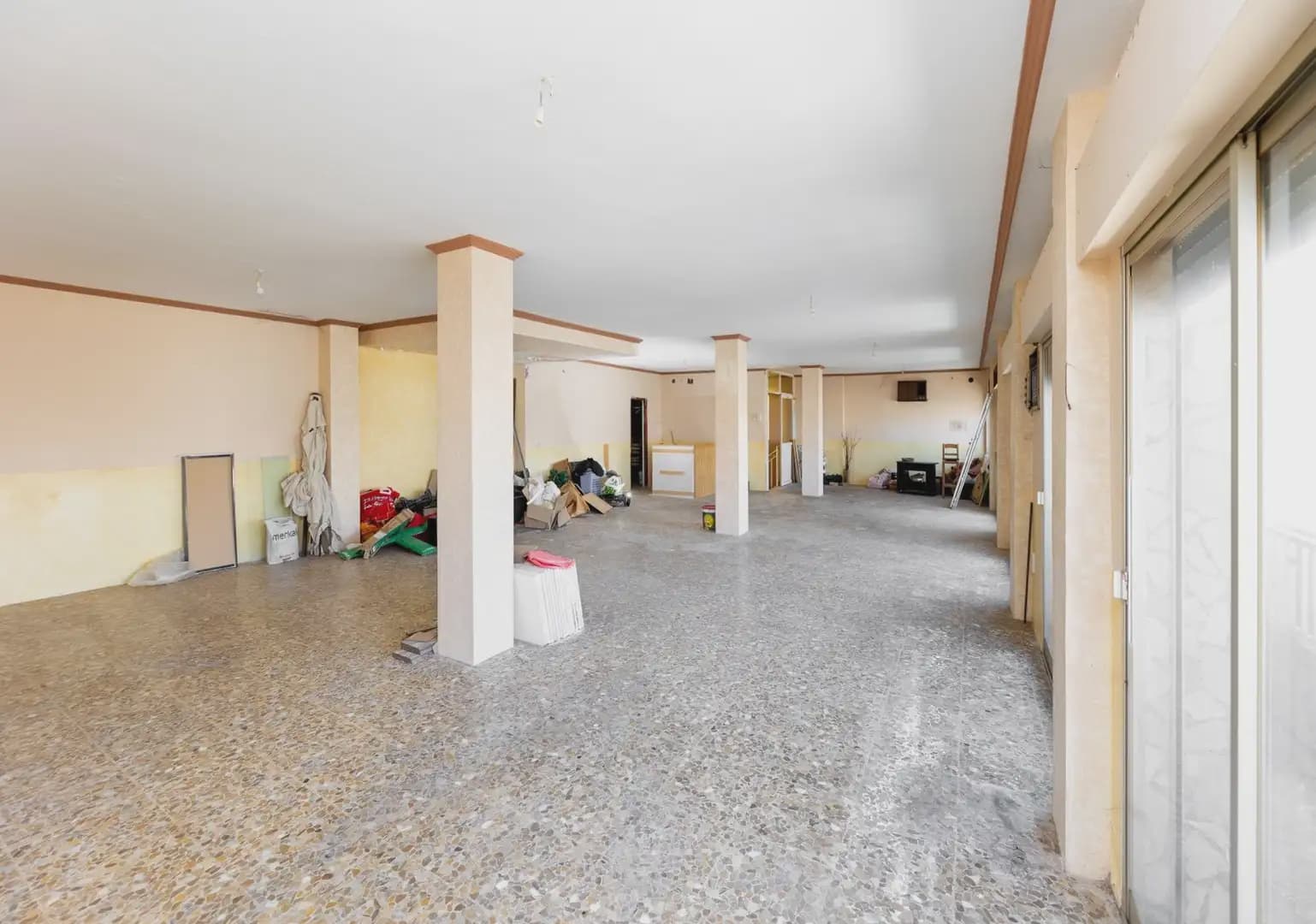 Restaurant/Bar til salg i Monachil - € 299.900 (Ref: 9914985)