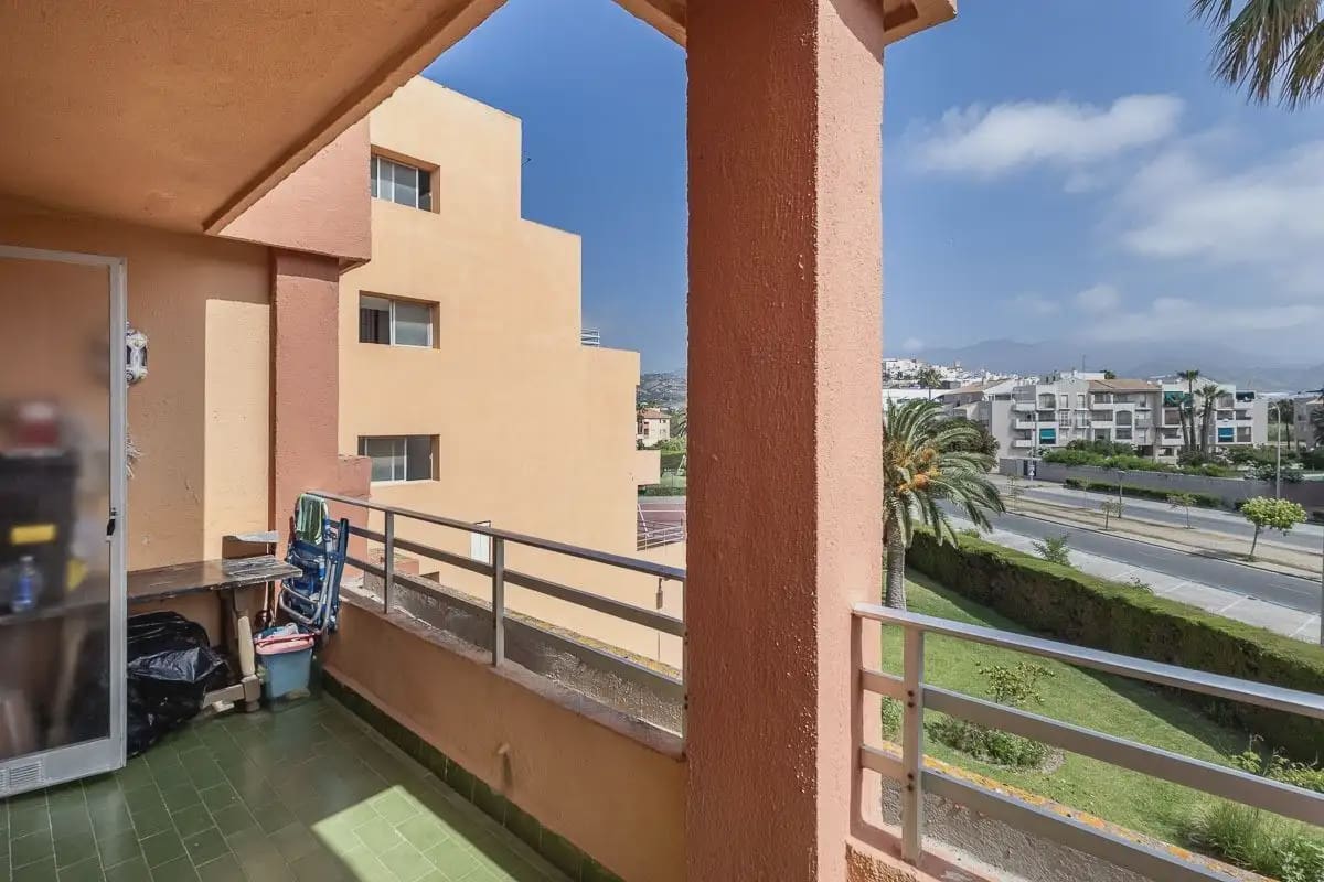 3 sypialnia Apartament na sprzedaż w Salobrena z basenem - 273 000 € (Ref: 9915076)
