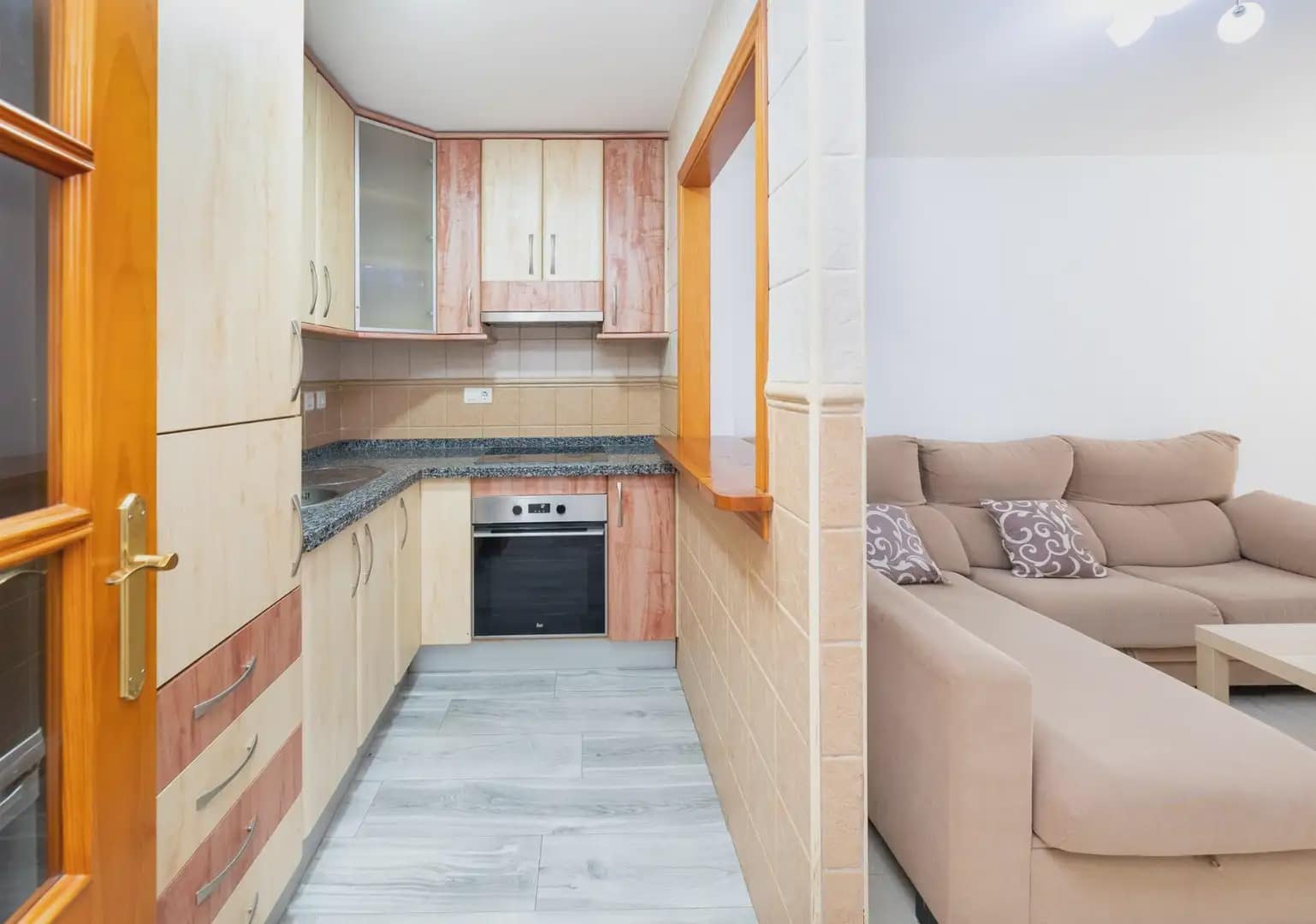 2 makuuhuone Asunto myytävänä paikassa Monachil - 114 900 € (Ref: 9915133)