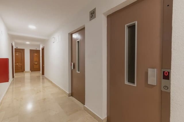 4 camera da letto Appartamento in vendita in Zaidin, Granada città - 345.000 € (Rif: 9918886)